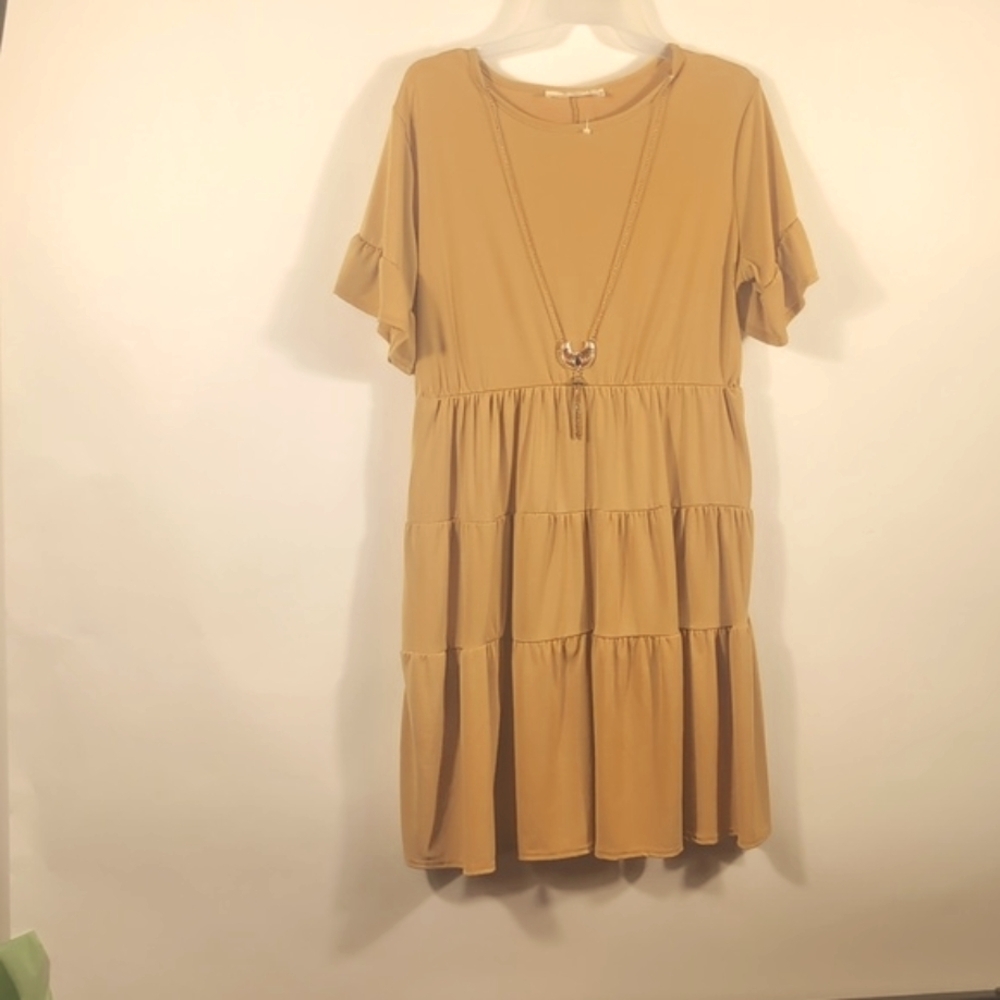 Tiffany & Grey Elegant Tan Tiered Dress Size XL